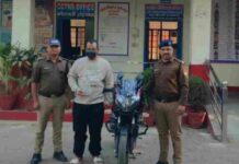 स्नैचिंग की घटना का 12 घन्टे के अंदर दून पुलिस ने किया खुलासा, घटना को अजांम देने वाले अभियुक्त को किया गिरफ्तार